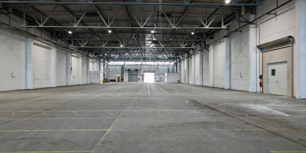 Ronneburg_Heidelbergweg_Lagerhalle_innen_2