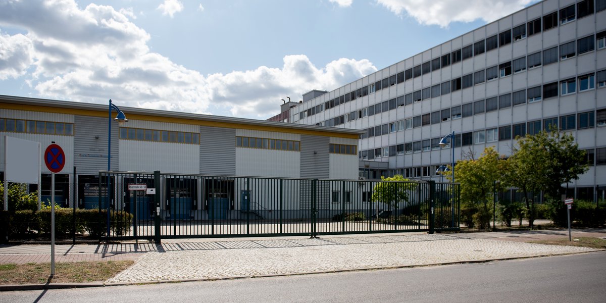 Bürohaus_Rhinstraße_Außenansicht_2